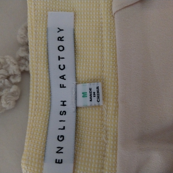 English Factory Yellow Skirt with White Lace Trim - Picture 3 of 3